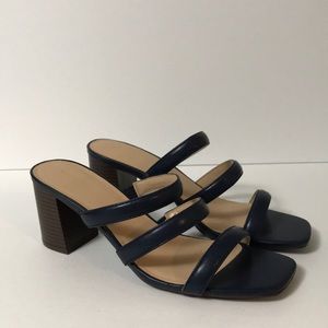 NWOT Ann Taylor Factory Navy Blue Block Heel Sandals 9M